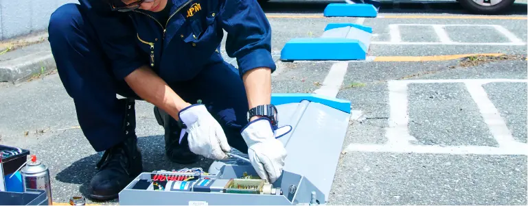 メンテナンス専門スタッフ